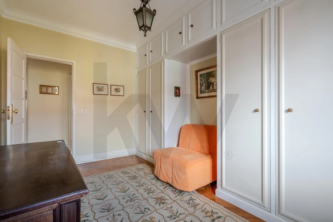 Apartamento T5 para Venda em Areeiro Foto 30