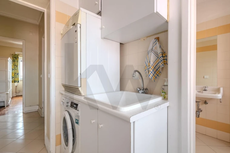 Apartamento T5 para Venda em Areeiro Foto 42