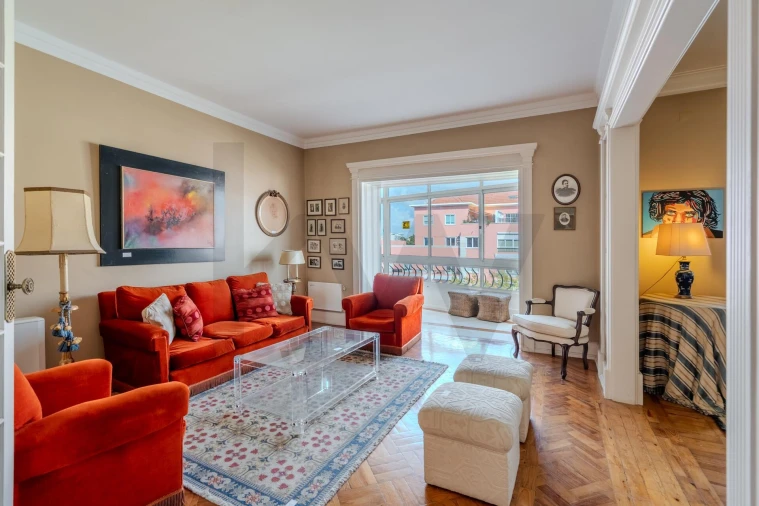 Apartamento T5 para Venda em Areeiro Foto 5