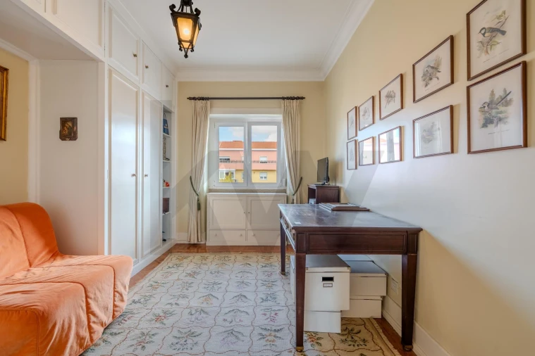 Apartamento T5 para Venda em Areeiro Foto 31