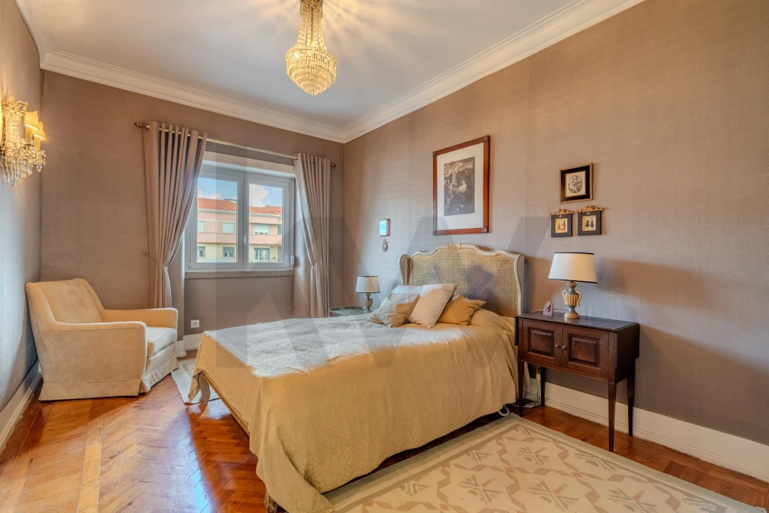 Apartamento T5 para Venda em Areeiro Foto 18