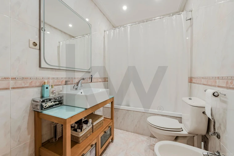 Apartamento T4 para Venda em Arroios Foto 24