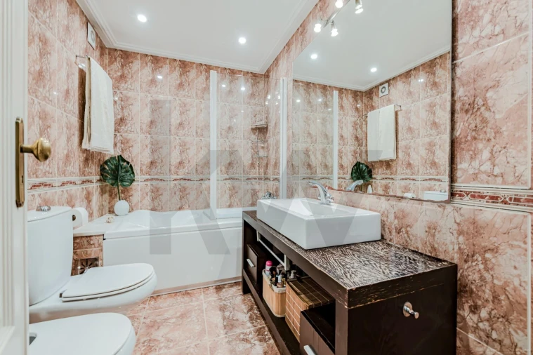 Apartamento T4 para Venda em Arroios Foto 21
