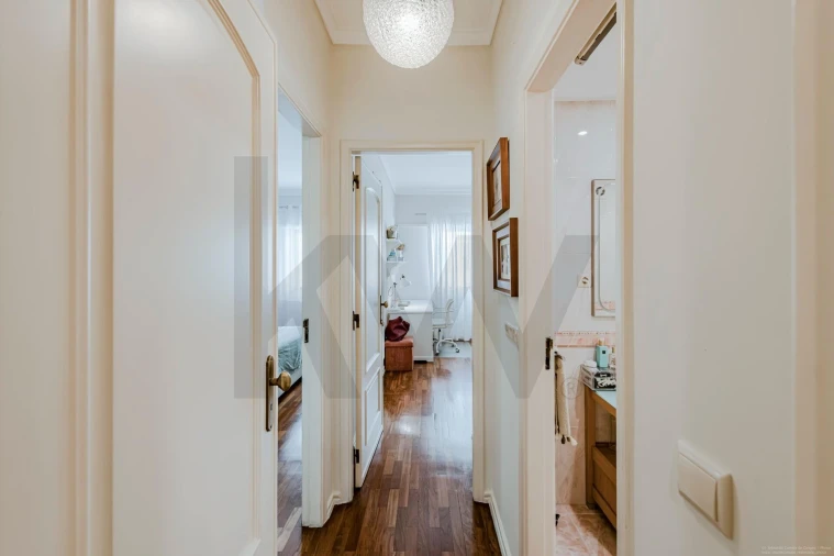 Apartamento T4 para Venda em Arroios Foto 7