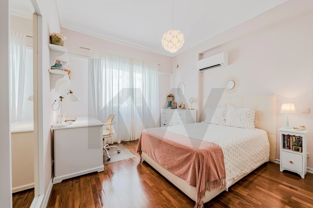 Apartamento T4 para Venda em Arroios Foto 14