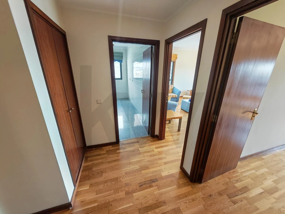 Apartamento T1 para Arrendamento em Lordelo do Ouro e Massarelos Foto 6
