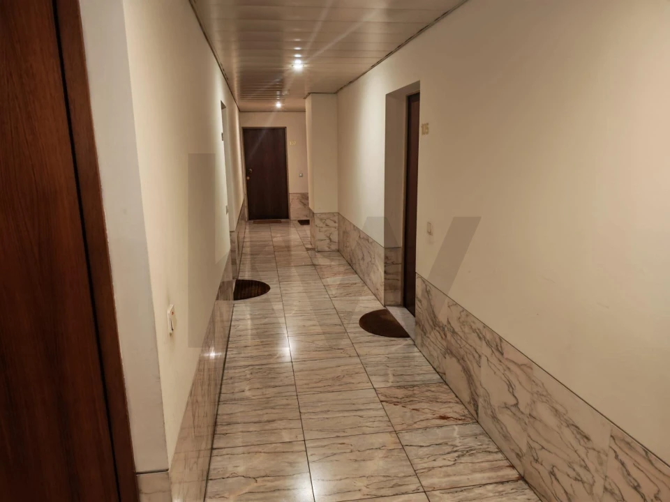 Apartamento T1 para Arrendamento em Lordelo do Ouro e Massarelos Foto 14