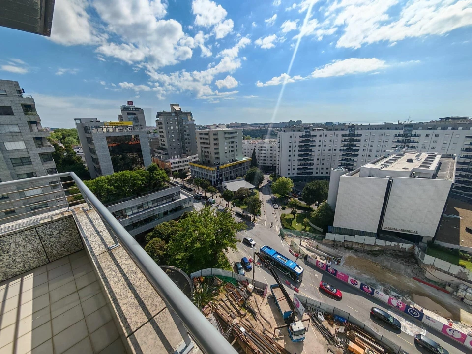 Apartamento T1 para Arrendamento em Lordelo do Ouro e Massarelos Foto 12