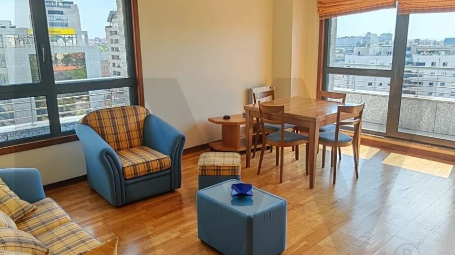 Apartamento T1 para Arrendamento em Lordelo do Ouro e Massarelos