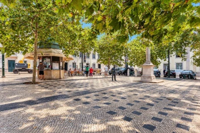 Apartamento T5 para Venda em Santa Maria Maior