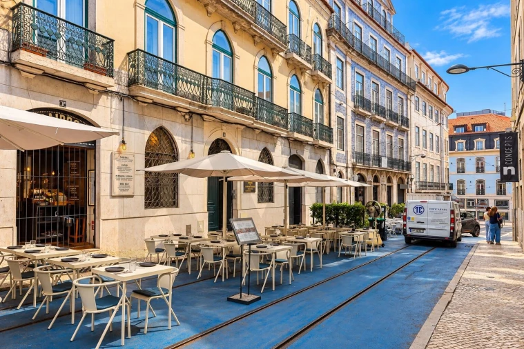 Apartamento T5 para Venda em Santa Maria Maior Foto 6