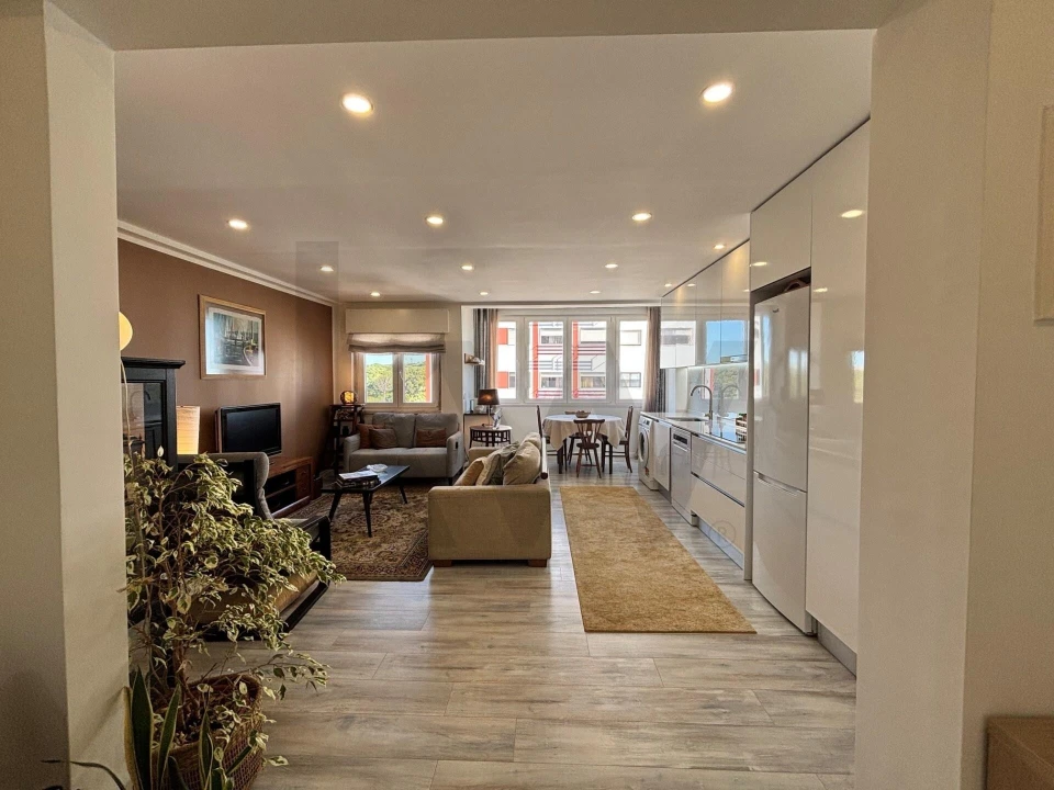 Apartamento T3 para Venda em Barcarena Foto 1