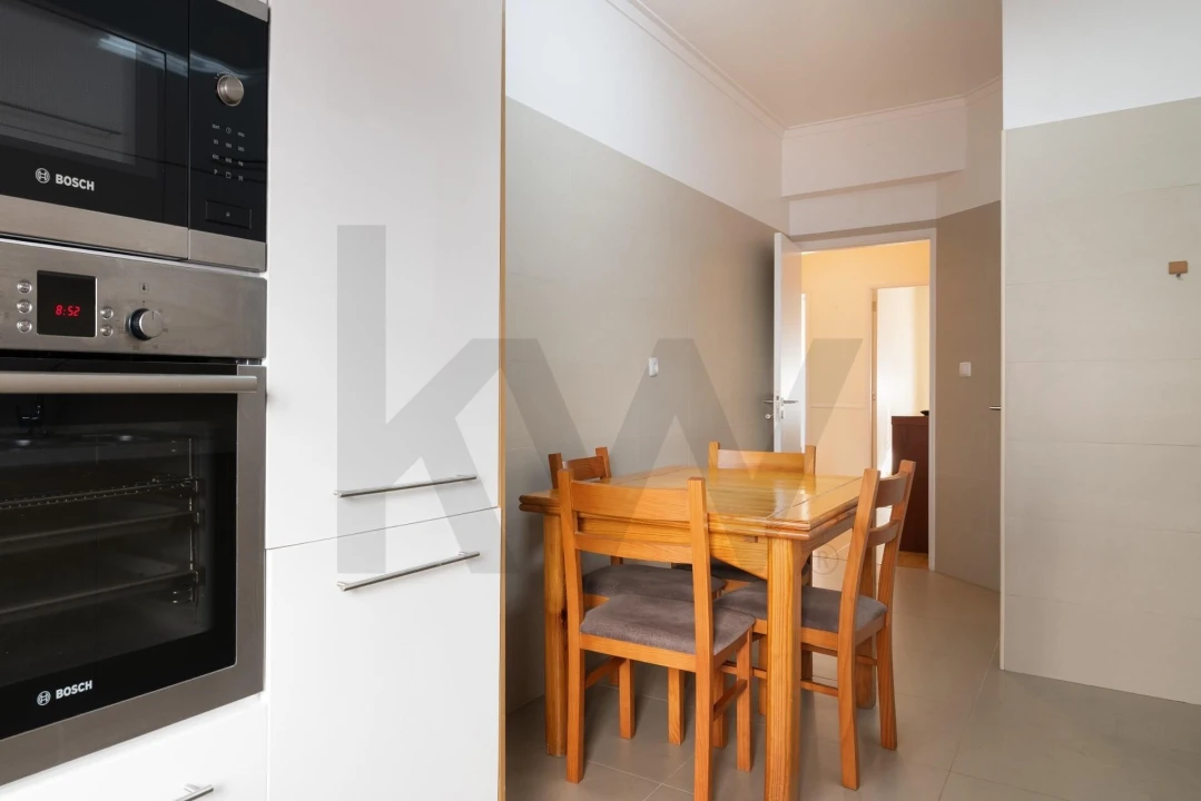 Apartamento T2 para Arrendamento em Encosta do Sol Foto 8