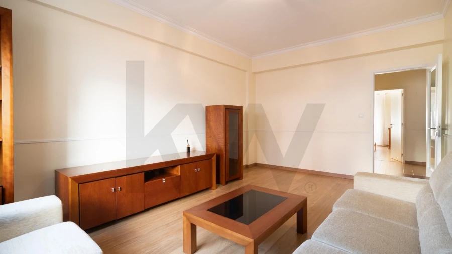 Apartamento T2 para Arrendamento em Encosta do Sol