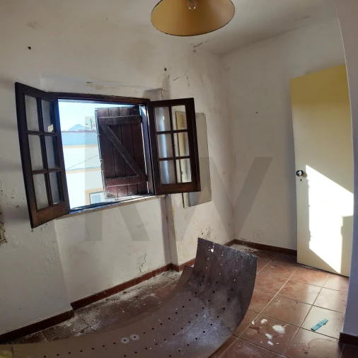 Prédio para Venda em Miragaia e Marteleira Foto 30