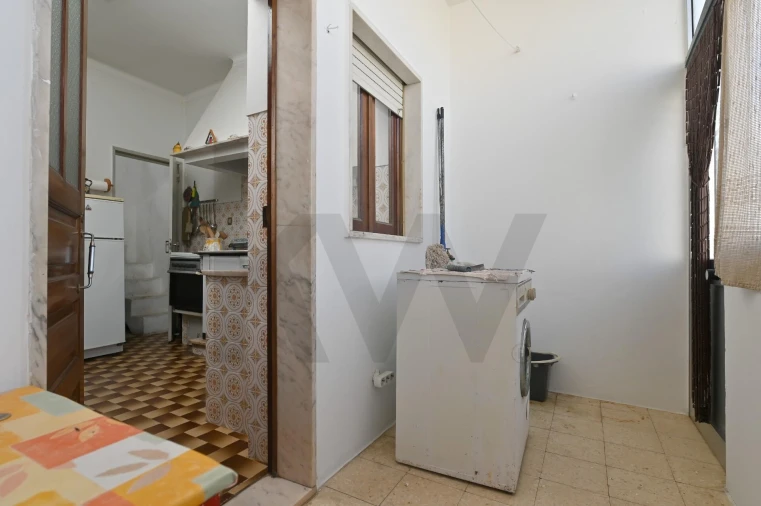 Moradia T8 para Venda em São João Baptista Foto 25