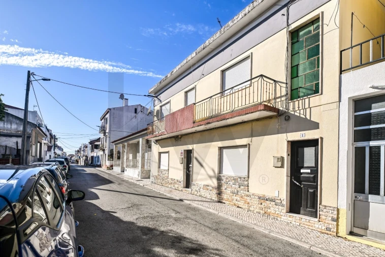 Moradia T8 para Venda em São João Baptista Foto 35