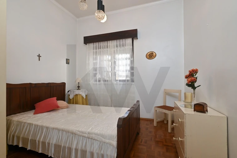 Moradia T8 para Venda em São João Baptista Foto 11