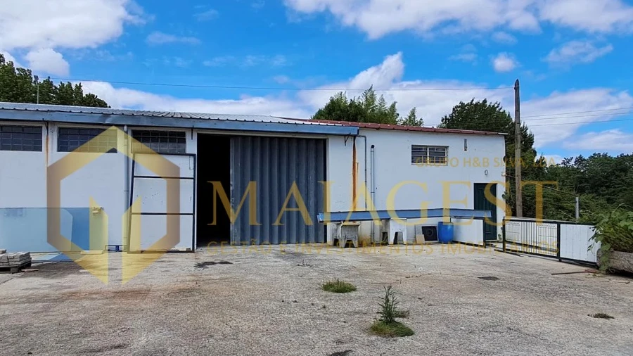 Armazém para Arrendamento em Ermesinde