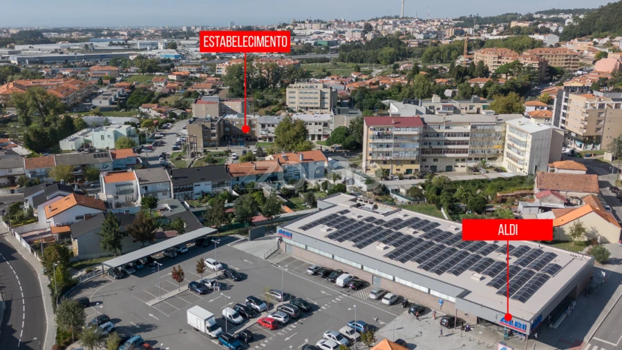 Negócio para Venda em Canelas