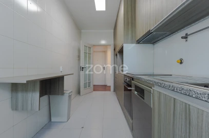 Apartamento T2 para Arrendamento em Matosinhos e Leça da Palmeira