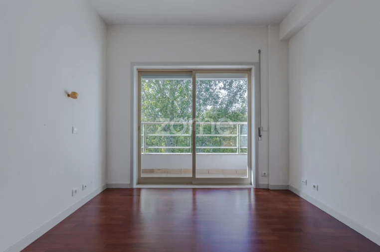 Apartamento T2 para Arrendamento em Matosinhos e Leça da Palmeira Foto 14