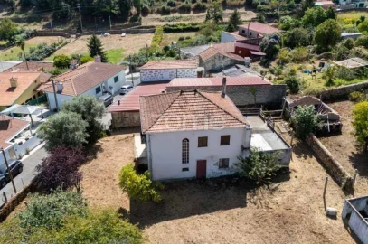 Quinta T8 para Venda em Alvarelhos e Guidões