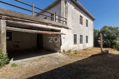 Quinta T8 para Venda em Alvarelhos e Guidões