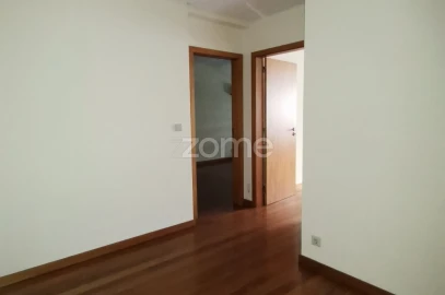 Apartamento T3 para Arrendamento em São Vitor (Braga)