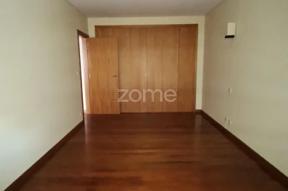 Apartamento T3 para Arrendamento em São Vitor (Braga)
