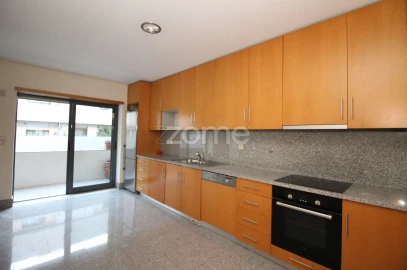 Apartamento T3 para Arrendamento em São Vitor (Braga)