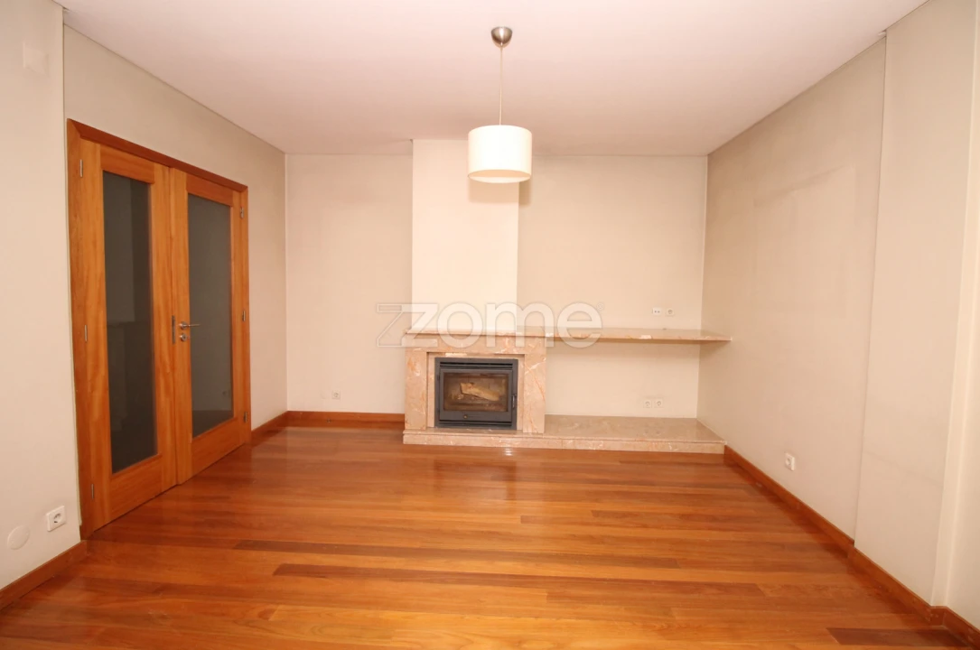Apartamento T3 para Arrendamento em São Vitor (Braga) Foto 6