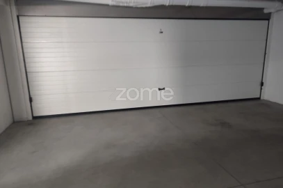 Garagem para Arrendamento em Nogueiró e Tenões
