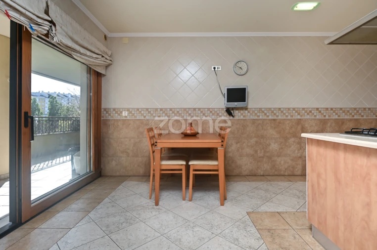 Apartamento T4 para Venda em Póvoa de Santa Iria e Forte da Casa Foto 28