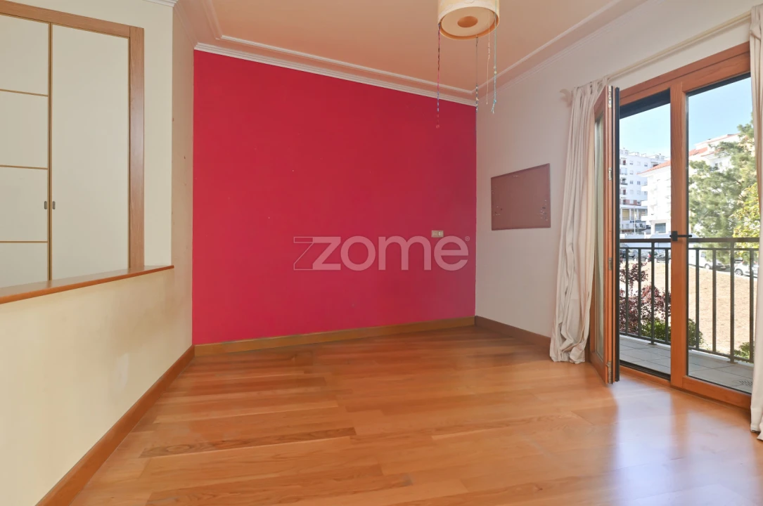 Apartamento T4 para Venda em Póvoa de Santa Iria e Forte da Casa Foto 23