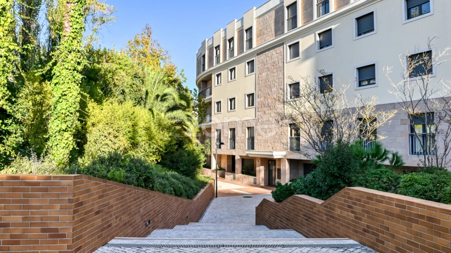 Apartamento T4 para Venda em Póvoa de Santa Iria e Forte da Casa