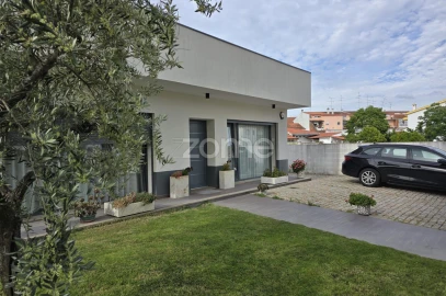 Moradia T4 para Venda em Alcains
