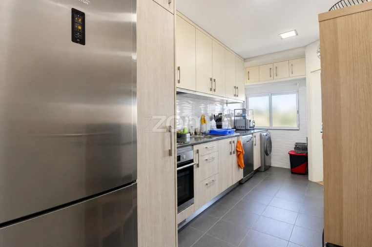 Apartamento T2 para Venda em Marvila Foto 10