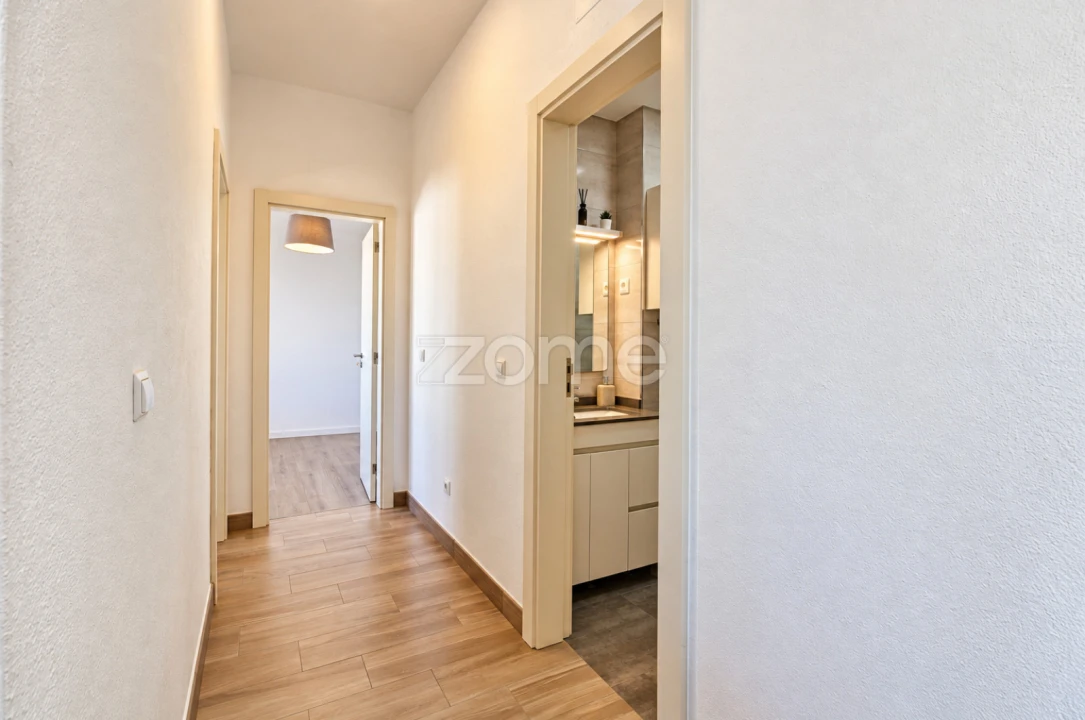 Apartamento T2 para Venda em Marvila Foto 14