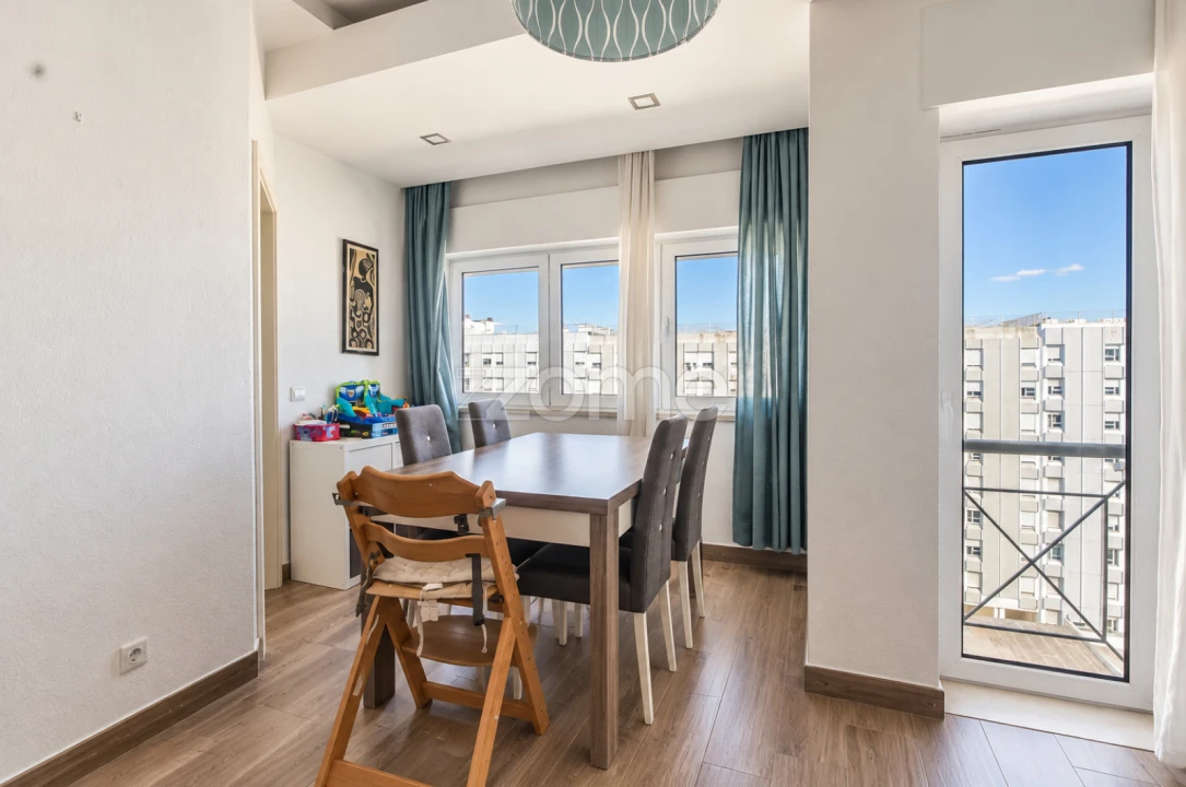 Apartamento T2 para Venda em Marvila Foto 6