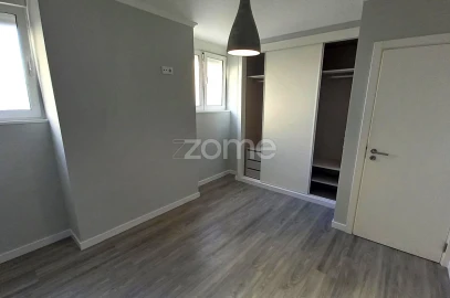 Apartamento T2 para Venda em Mina de Água