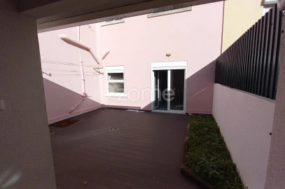 Apartamento T2 para Venda em Mina de Água