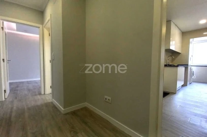 Apartamento T2 para Venda em Mina de Água