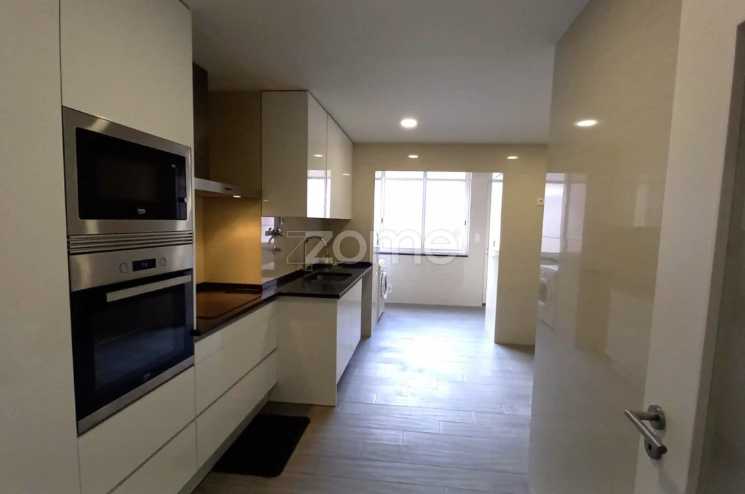Apartamento T2 para Venda em Mina de Água Foto 9