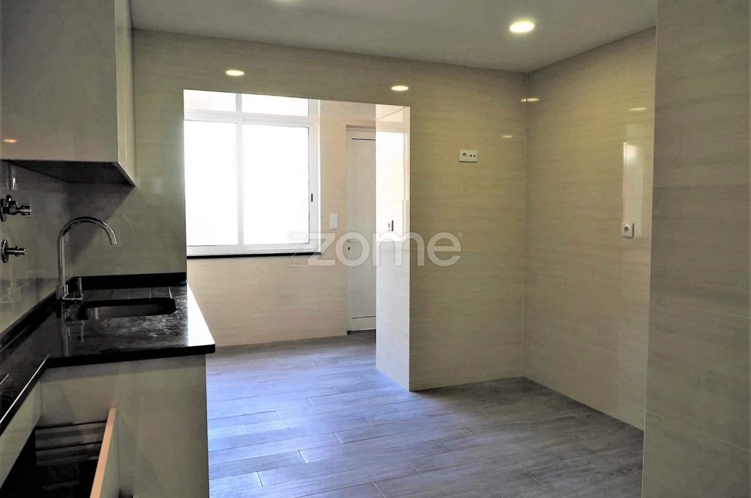 Apartamento T2 para Venda em Mina de Água Foto 10