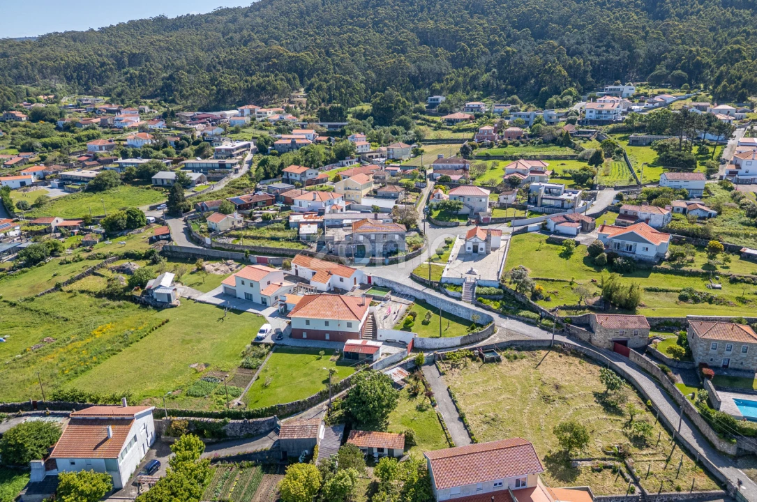 Moradia T3 para Venda em Carreço Foto 8