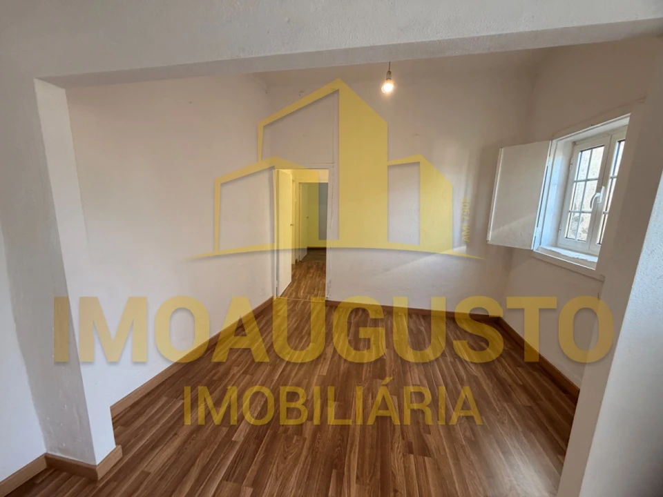 Moradia T2 para Venda em São Pedro e Santa Maria e Vila Boa do Mondego Foto 7