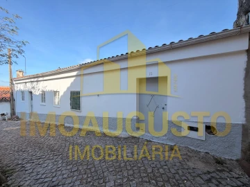 Moradia T2 para Venda em São Pedro e Santa Maria e Vila Boa do Mondego