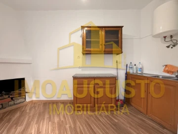 Moradia T2 para Venda em São Pedro e Santa Maria e Vila Boa do Mondego