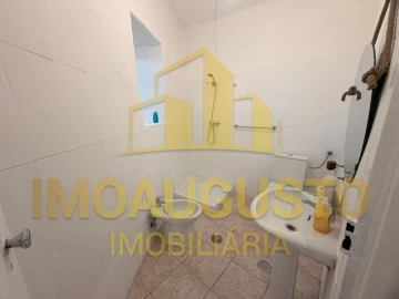 Moradia T2 para Venda em São Pedro e Santa Maria e Vila Boa do Mondego